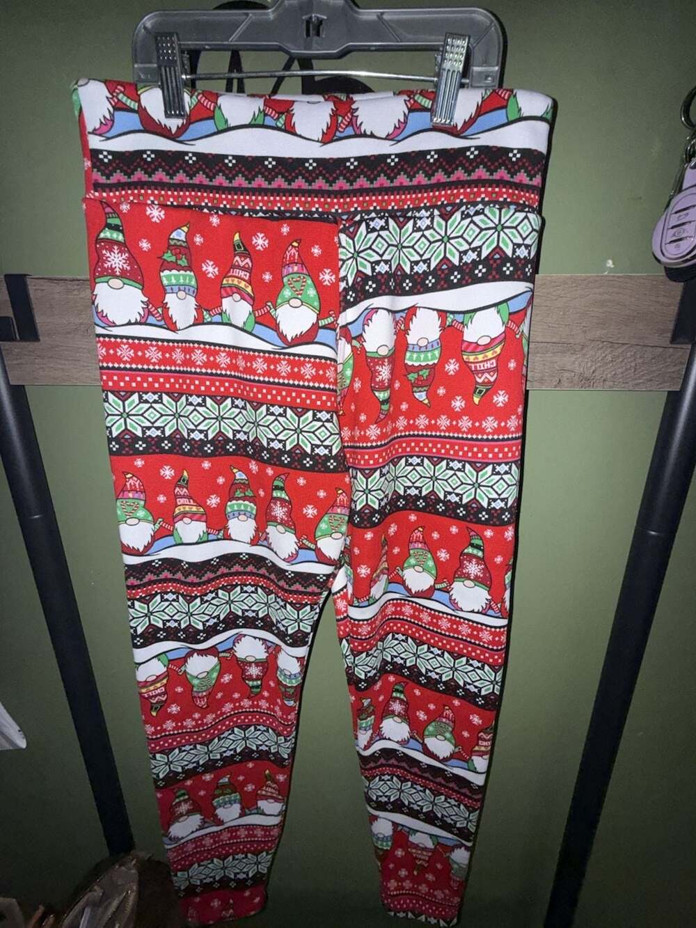 No Boundaries Fleece Lined Leggings Size L 11/13 Christmas Gnomes Red